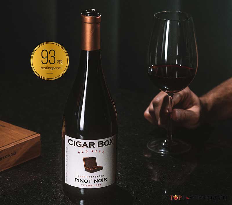 Cigar Box Pinot Noir 2020: 93 Points Tastingpanel